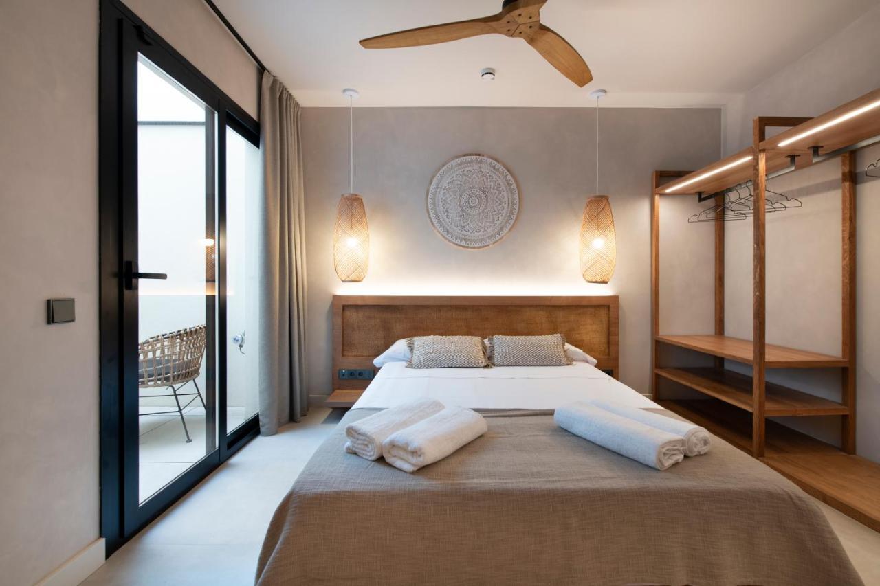 Apartamentos Balisse Castelldefels Esterno foto