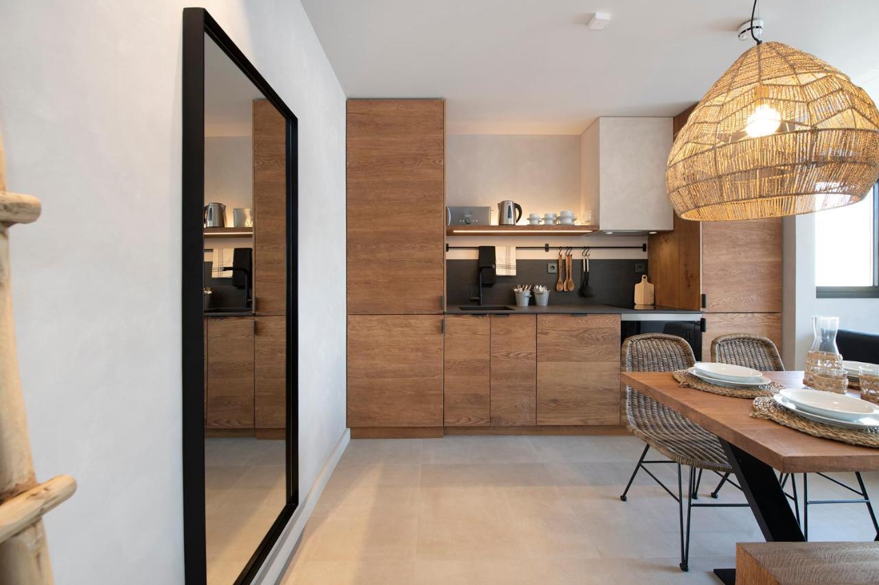 Apartamentos Balisse Castelldefels Esterno foto