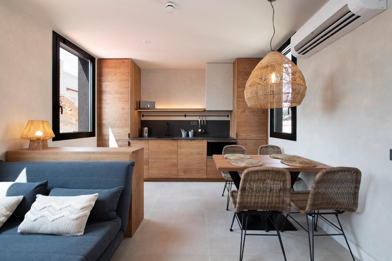 Apartamentos Balisse Castelldefels Esterno foto