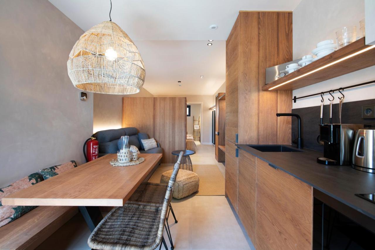Apartamentos Balisse Castelldefels Esterno foto