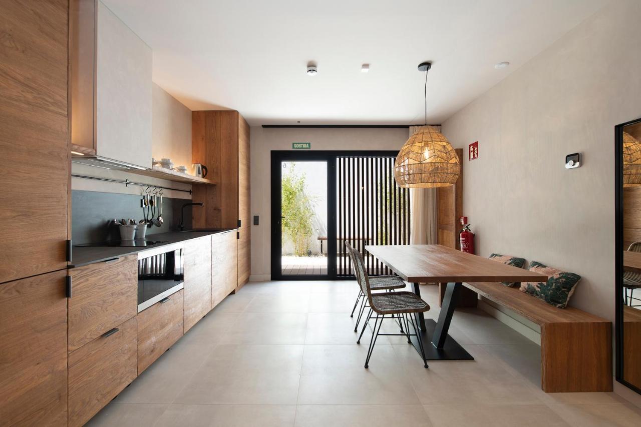 Apartamentos Balisse Castelldefels Esterno foto