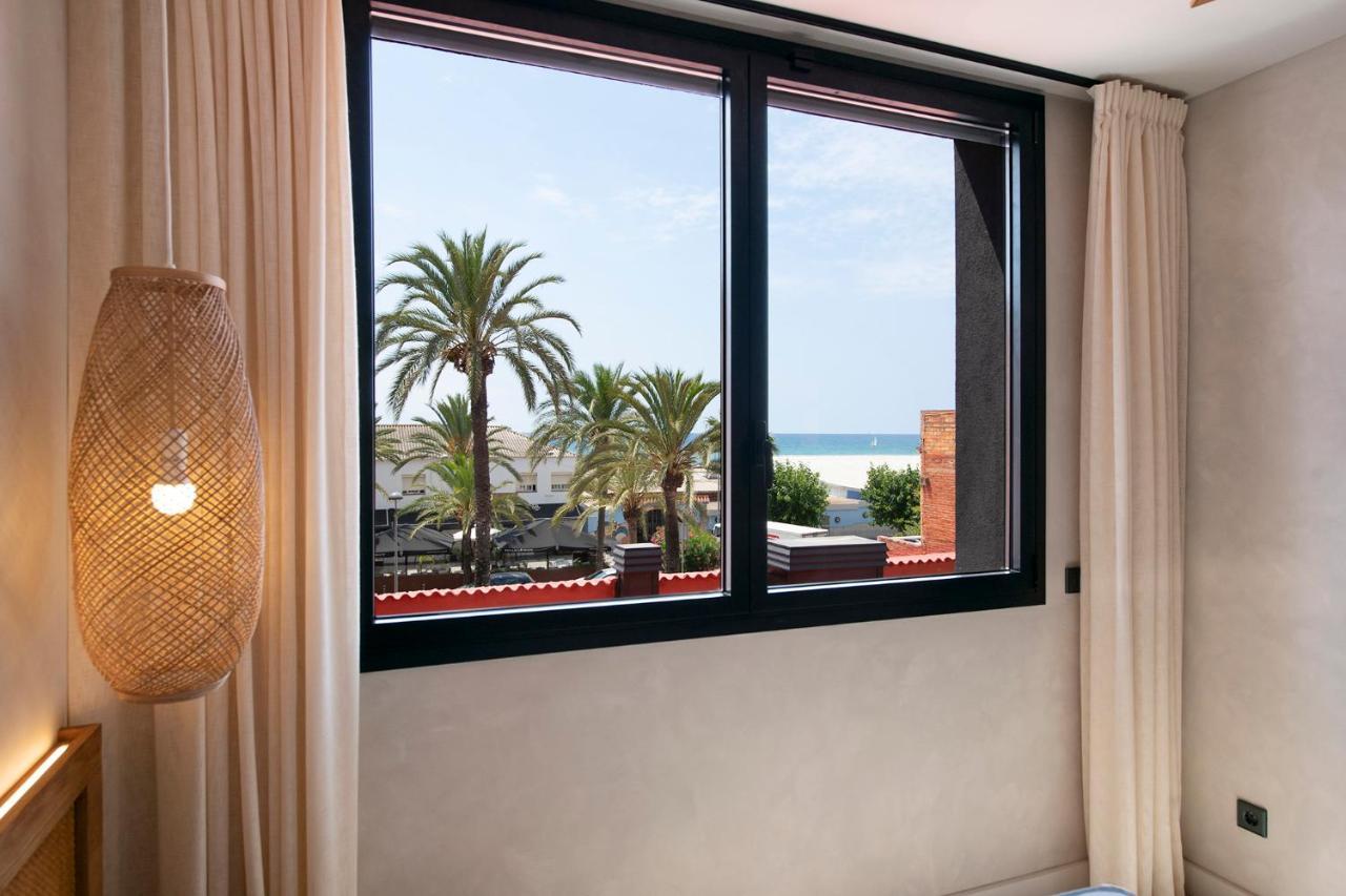 Apartamentos Balisse Castelldefels Esterno foto