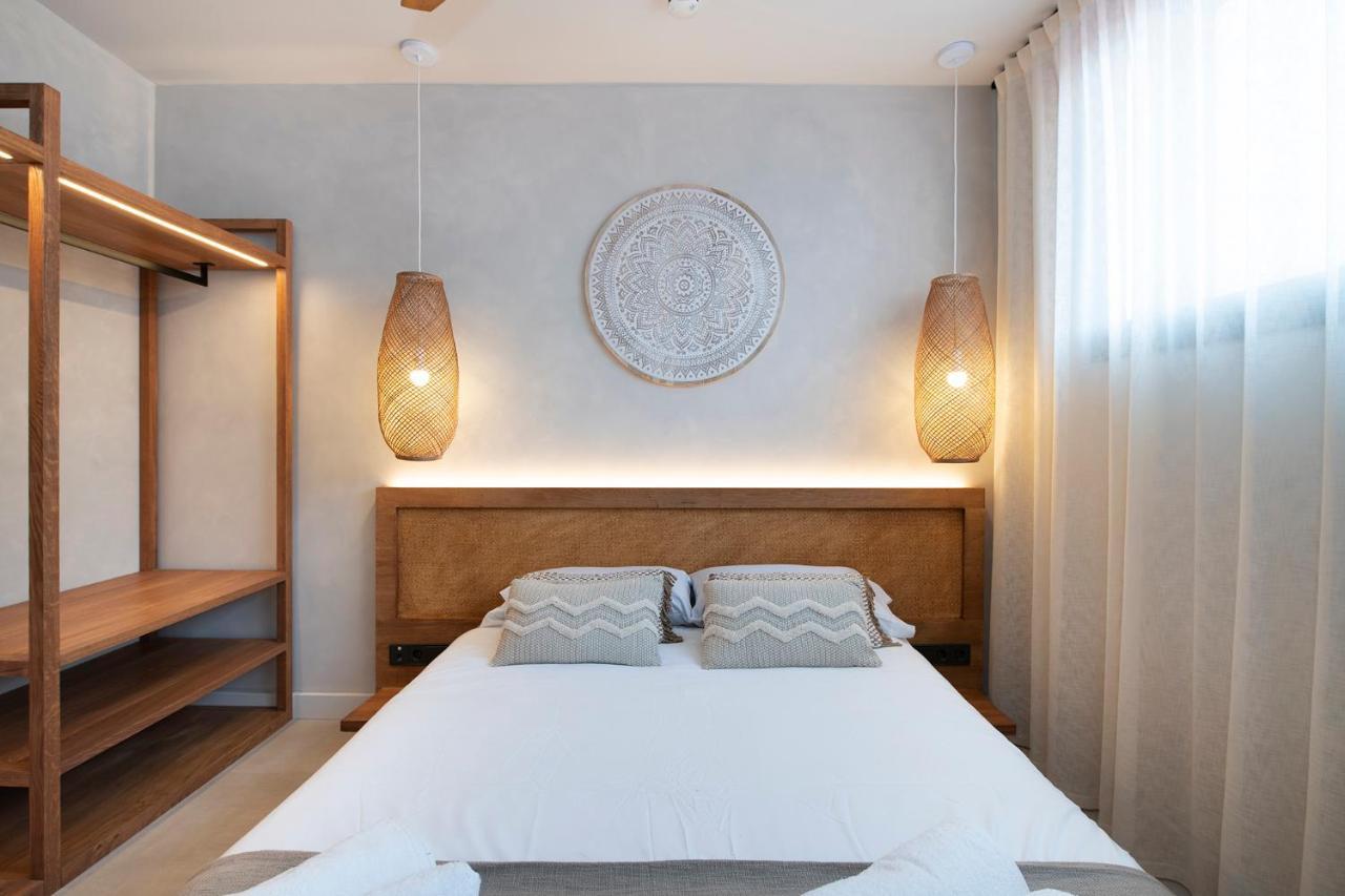 Apartamentos Balisse Castelldefels Esterno foto