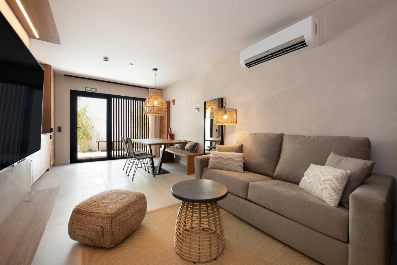 Apartamentos Balisse Castelldefels Esterno foto