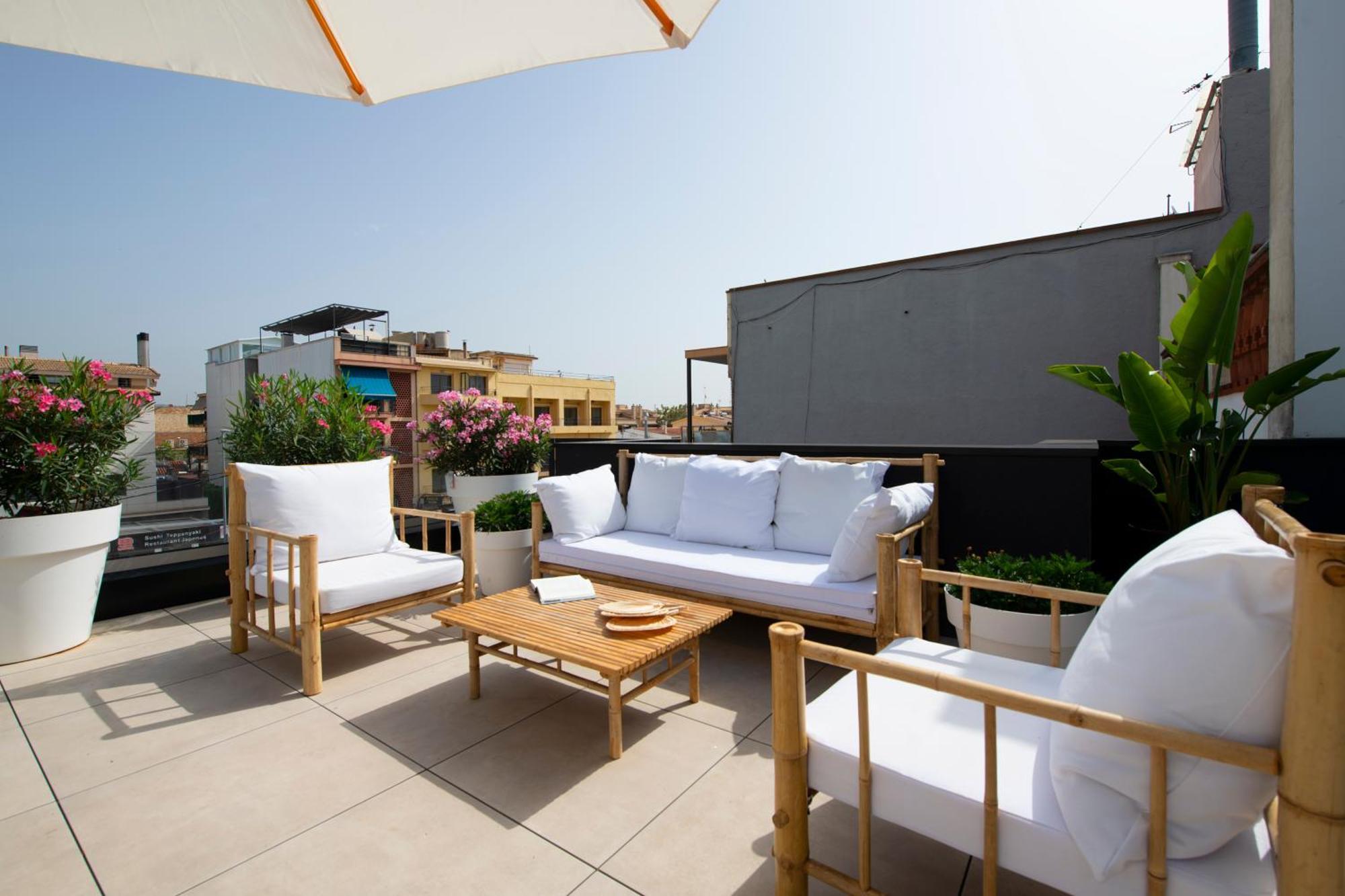 Apartamentos Balisse Castelldefels Esterno foto