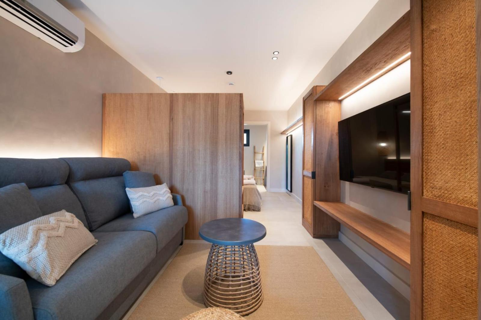 Apartamentos Balisse Castelldefels Esterno foto