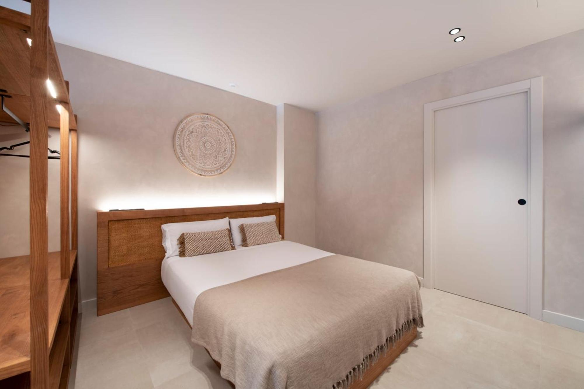 Apartamentos Balisse Castelldefels Esterno foto